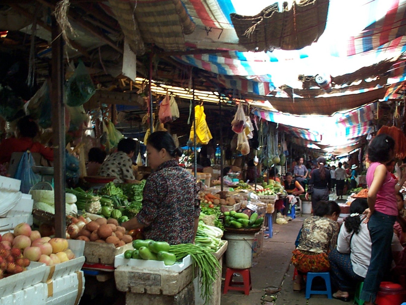 attraction-Shopping in Kratie 1.jpg